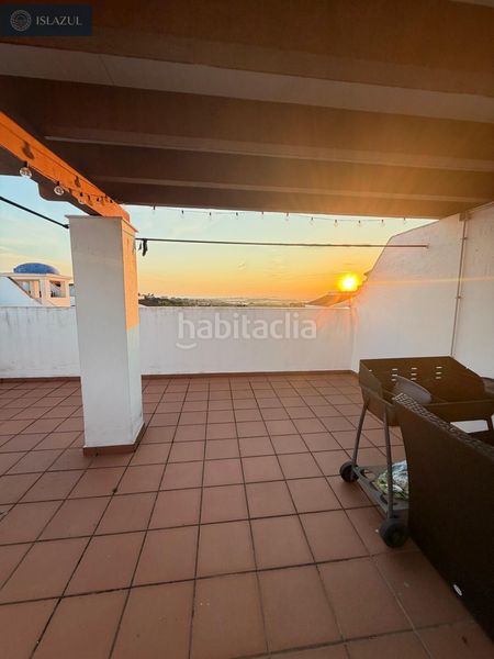 Foto f957d297-e1ce-49e8-9638-4864a3550b95. Àtic amb calefacció aparcament piscina a Islantilla golf Islantilla