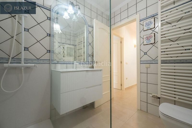 Foto 29bf6bba-bcf9-49c7-873d-4e04e45ef67b. Xalet amb calefacció aparcament piscina a Islantilla golf Islantilla