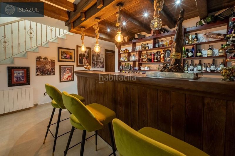 Foto 4a20d07d-c9b0-4f75-ad53-0447ff40d0c7. Xalet amb calefacció aparcament piscina a Islantilla golf Islantilla