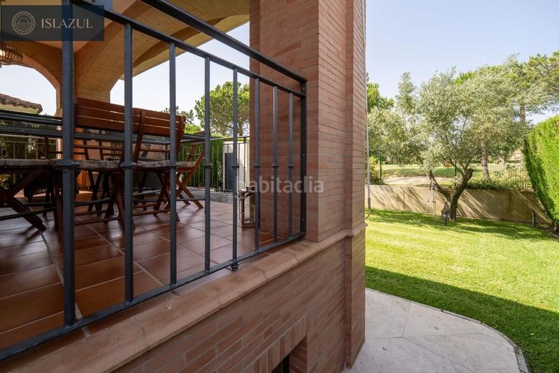 Foto 60f40acb-bfc3-4df6-ac3c-c6023d7d6705. Xalet amb calefacció aparcament piscina a Islantilla golf Islantilla