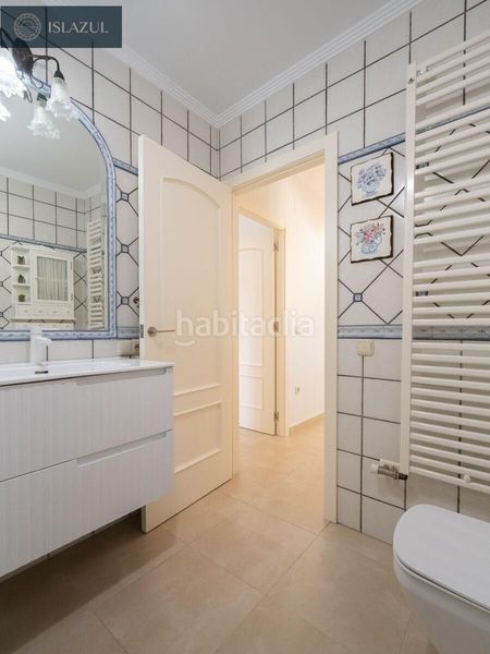 Foto 824e2835-c60a-4cfa-8bae-a20ab7672472. Xalet amb calefacció aparcament piscina a Islantilla golf Islantilla