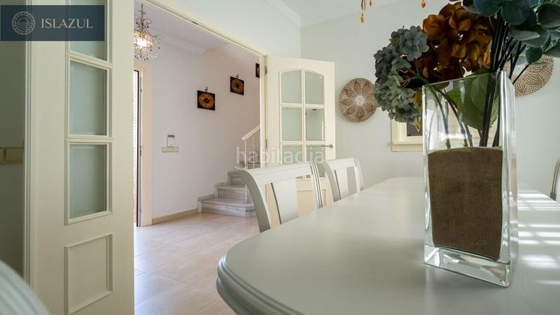 Foto 8d390d60-ed56-4cce-97cd-f7b928a5bbc3. Xalet amb calefacció aparcament piscina a Islantilla golf Islantilla