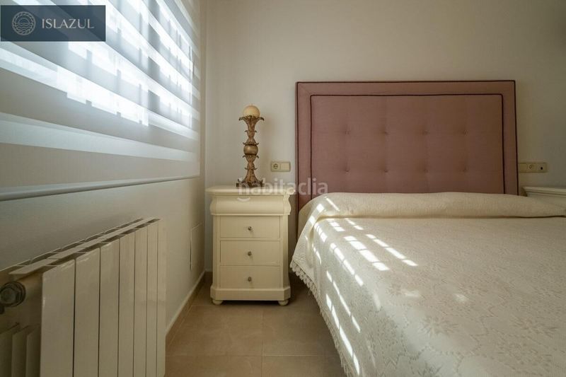 Foto d7fe7bcb-dc2c-4524-b412-07b5a04bafe9. Xalet amb calefacció aparcament piscina a Islantilla golf Islantilla