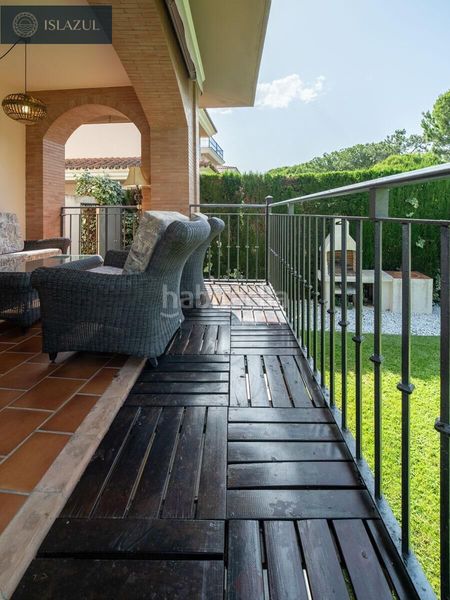 Foto f36d60db-17b2-4371-84bf-a9a49abb1ee0. Xalet amb calefacció aparcament piscina a Islantilla golf Islantilla