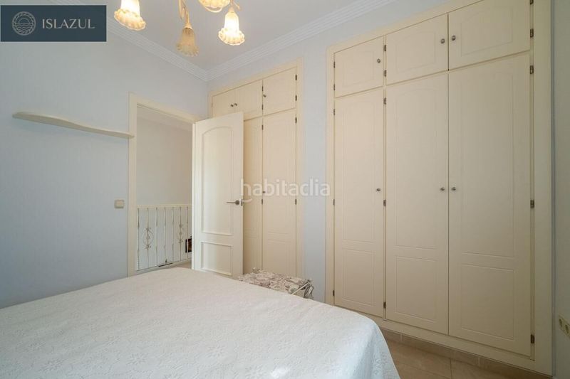 Foto f8dbd599-1a5e-4b41-b89e-cc0c2579e489. Xalet amb calefacció aparcament piscina a Islantilla golf Islantilla