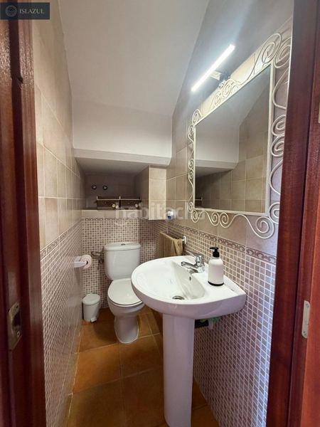 Foto 44e64d77-a38a-40bf-8589-67fd66417b2e. Casa adossada amb aparcament piscina a Islantilla golf Islantilla