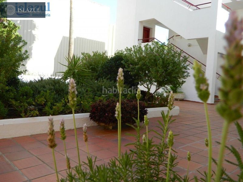 Foto d5b9af16-6223-4732-b0fd-ff9845cccdc0. Dúplex amb piscina a Isla Cristina