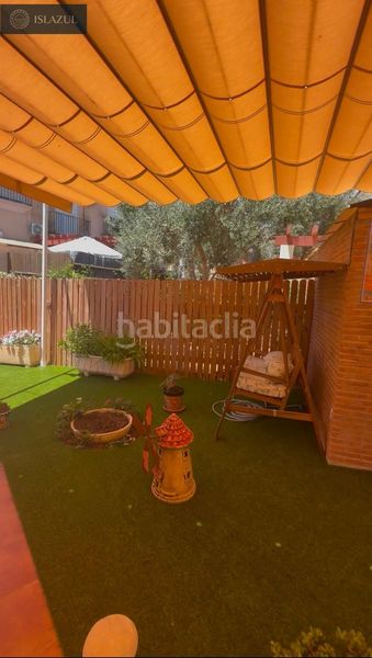 Foto 38a6b100-8f53-431c-9219-8d47d5ebf9d7. Casa aparellada amb calefacció aparcament piscina a Islantilla