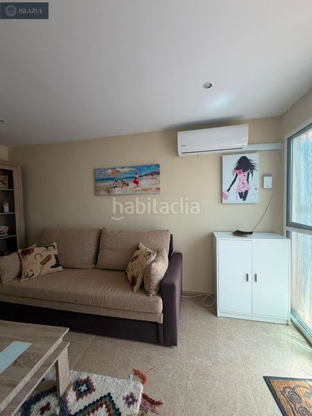 Foto 4858a209-fe40-4ae1-8774-8827025482d7. Casa aparellada amb calefacció aparcament piscina a Islantilla
