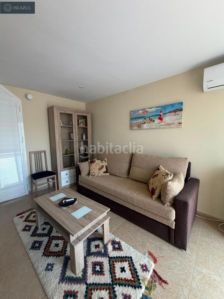 Foto 82fa3f91-7861-4b27-8a28-cc1706bb56f9. Casa aparellada amb calefacció aparcament piscina a Islantilla