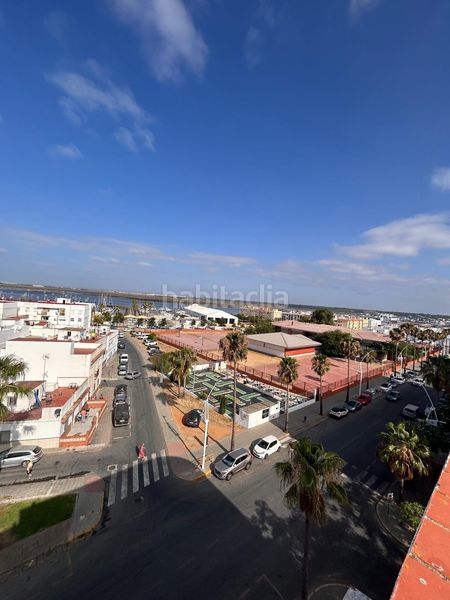 Foto 54f9ac10-9d37-4f99-bf74-e58691f42444. Pis a Isla Cristina