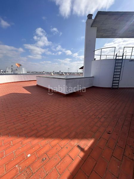 Foto a9a979c8-77fa-48f5-934b-bc99d2b37d35. Pis a Isla Cristina