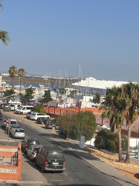 Foto f240f5ee-5c8d-4240-a754-e0e6faa7a4a6. Pis a Isla Cristina