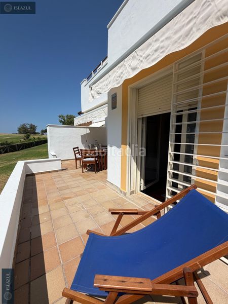 Foto 150cb1ca-a73a-4e94-8a6c-498da72cd2e0. Casa adossada amb calefacció aparcament piscina a Islantilla
