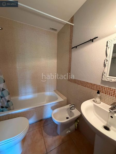 Foto 4a4ab479-054a-43d1-9855-99ed2277350f. Casa adossada amb aparcament piscina a Islantilla golf Islantilla
