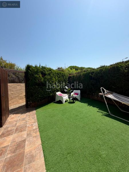 Foto a6852144-799a-418f-8c73-50370cea740b. Casa adossada amb aparcament piscina a Islantilla golf Islantilla