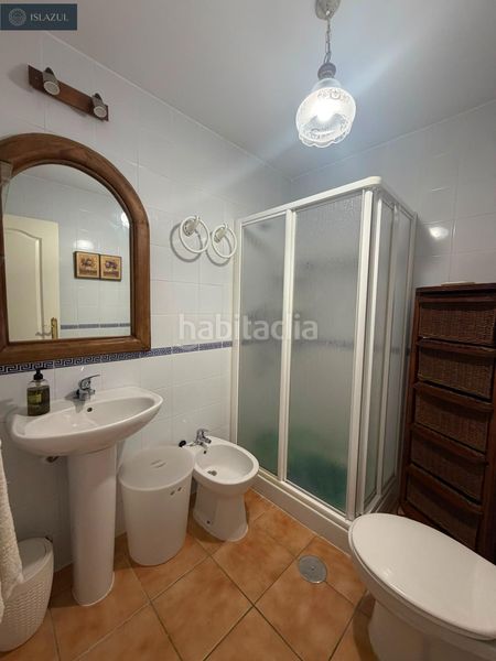 Foto ec5270cc-886c-45d8-9b83-6a8f231c45e7. Lloguer planta baixa amb calefacció aparcament piscina a Islantilla