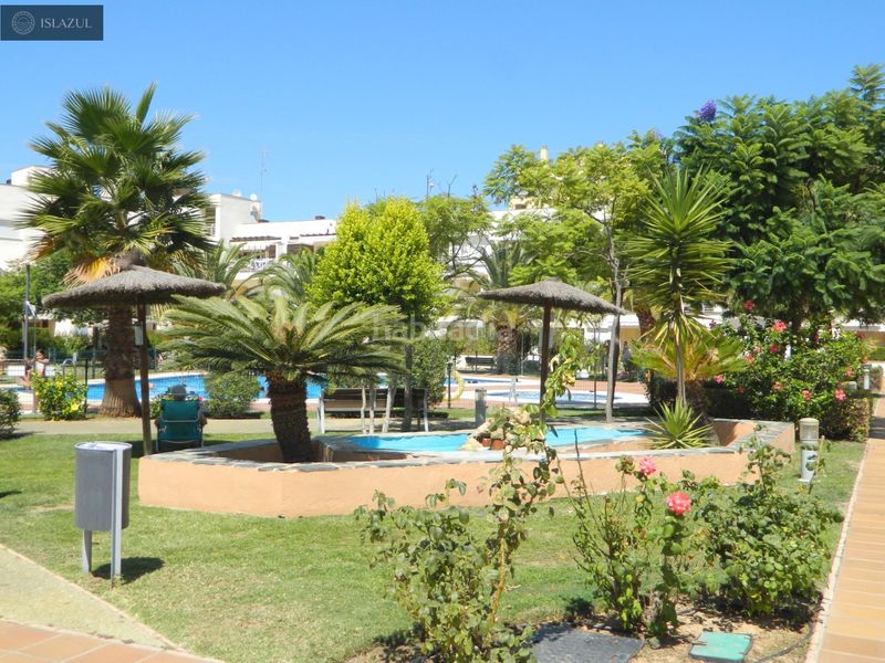 Foto 2b15a0f5-5f1f-4e33-bc60-e7716bdd4011. Semi detached house with heating pool in Isla Cristina