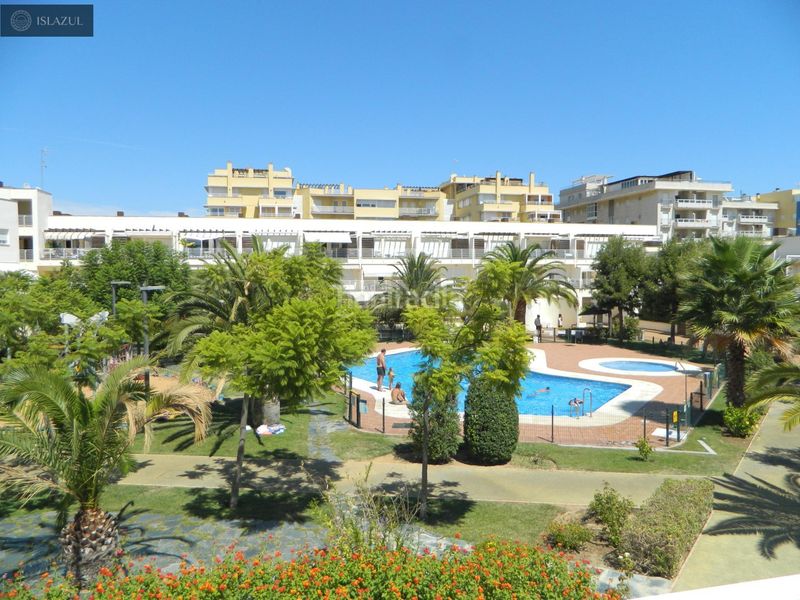 Foto 47e2d45d-1292-48fe-b54a-8a6ca4eec14a. Semi detached house with heating pool in Isla Cristina