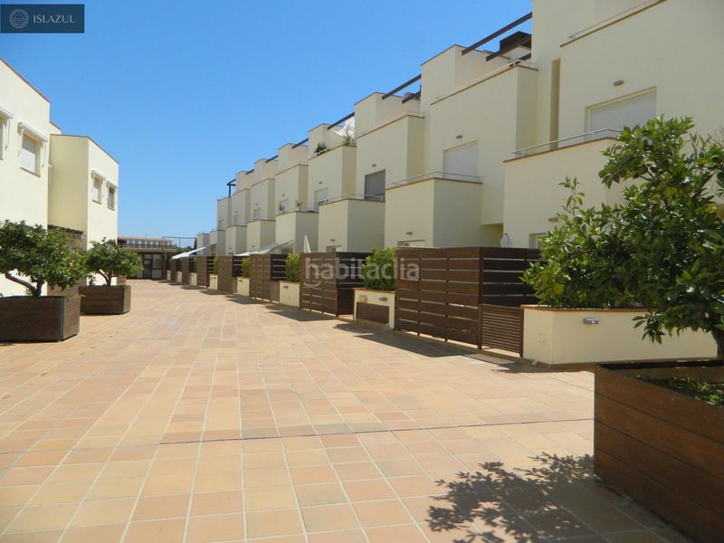 Foto 514364e6-32c5-4bd6-85b3-184213cc5a8b. Semi detached house with heating pool in Isla Cristina