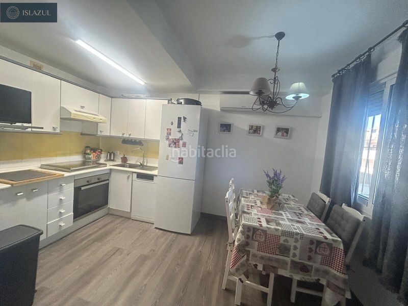 Foto 92fab588-f044-4d93-8cb1-0d0752017785. Apartament amb aparcament a Isla Cristina