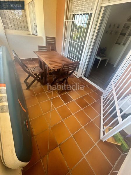 Foto a5fb04a1-4726-40f3-b365-588c1c4560f6. Apartament amb aparcament a Isla Cristina