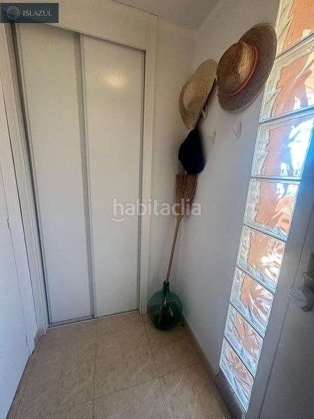 Foto b27a1f5e-d7f7-4ee6-86b6-3d8edb6edd10. Apartament amb aparcament a Isla Cristina