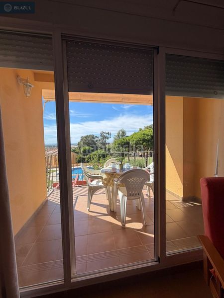 Foto 3705652f-eb07-4d01-977a-bb4535cc6aeb. Apartament amb aparcament piscina a Islantilla golf Islantilla