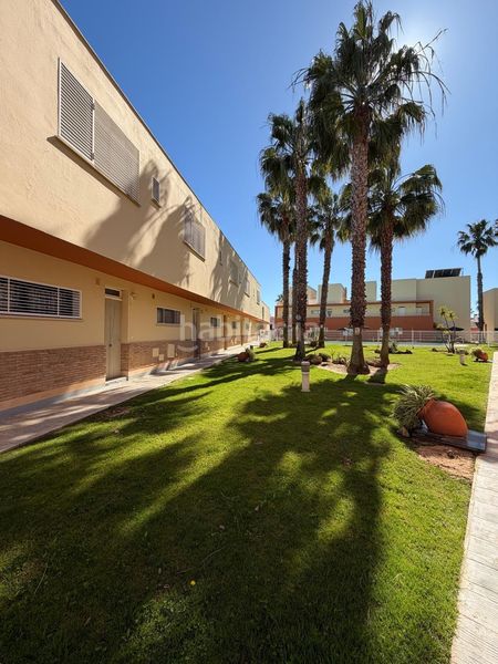 Foto 44065fa7-3ff1-4b03-ab02-bff4b9c534cb. Duplex avec chauffage parking piscine dans Islantilla golf Islantilla
