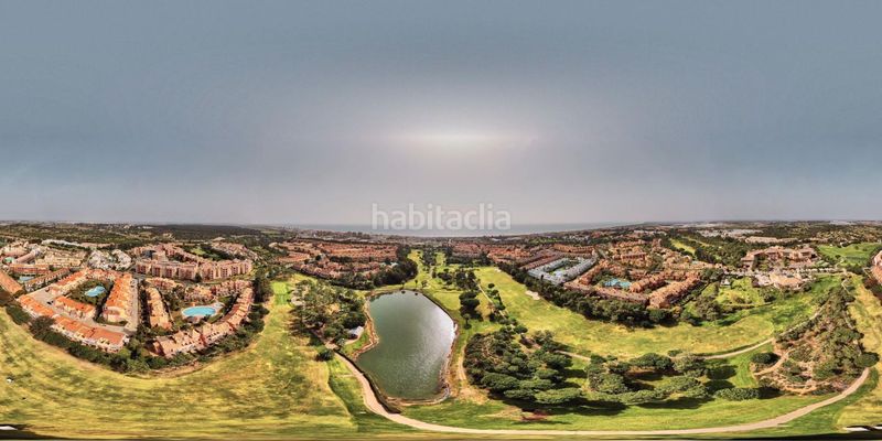 Foto 7c325a61-27d6-4ea7-b84b-d14a2e92028d. Duplex avec chauffage parking piscine dans Islantilla golf Islantilla