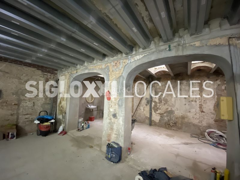 Foto 46b94ef0-fd54-4c00-a290-30f911fee7b4. Local comercial a Raval Barcelona