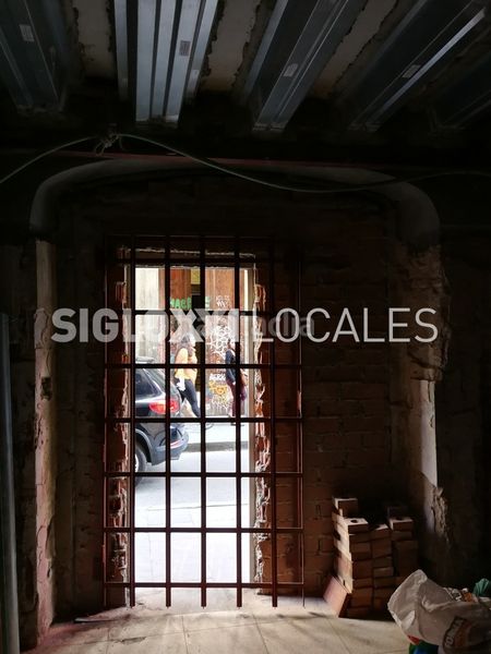 Foto aa4665e3-2414-456d-ba2d-8015a8e1408f. Local comercial a Raval Barcelona
