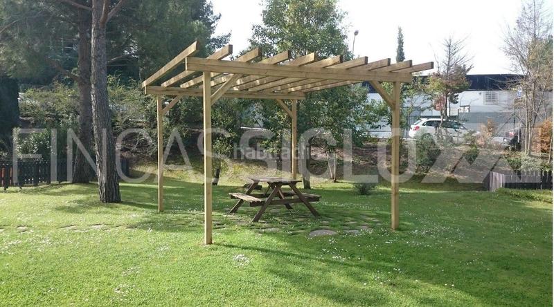 Foto cf723eab-b5e9-4aea-adf4-18c78d0851c3. Alquiler local comercial en Can Roses Rubí