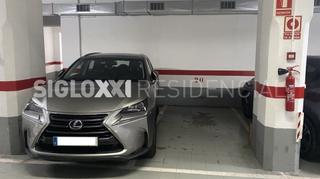Autoparkplatz  Carrer de descartes