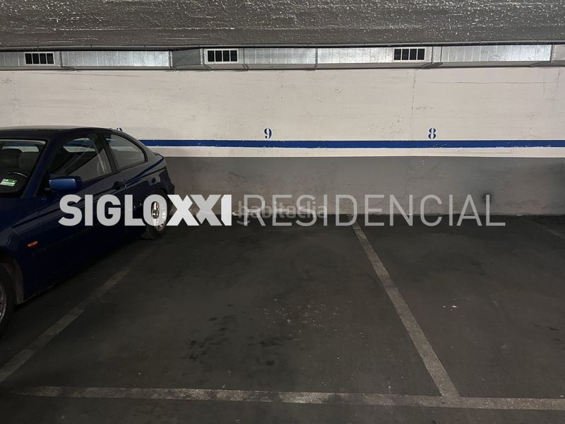 Foto 082d2ae5-12fe-45a3-b622-35c974502b80. Aparcament cotxe a Vallcarca - Penitents Barcelona