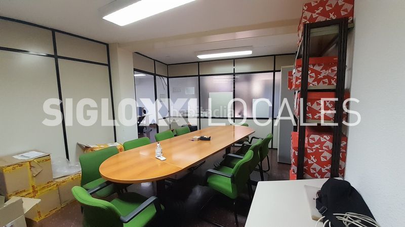Foto 21377dd6-1a0b-48a6-b9ba-3c3e5dede330. Local comercial a Sant Antoni Barcelona