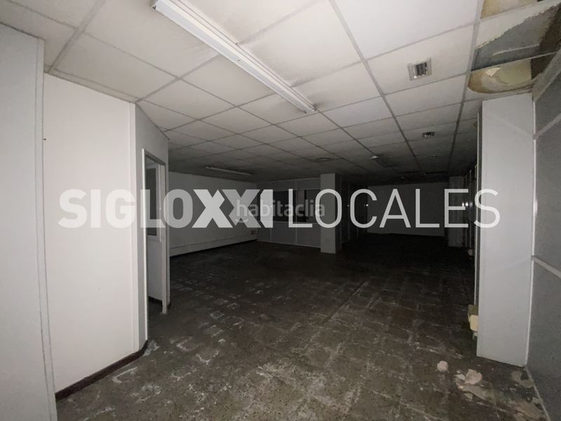 Foto 2a1dccc3-afab-4a8b-9466-b16e5546855e. Local comercial a Centre Esplugues de Llobregat