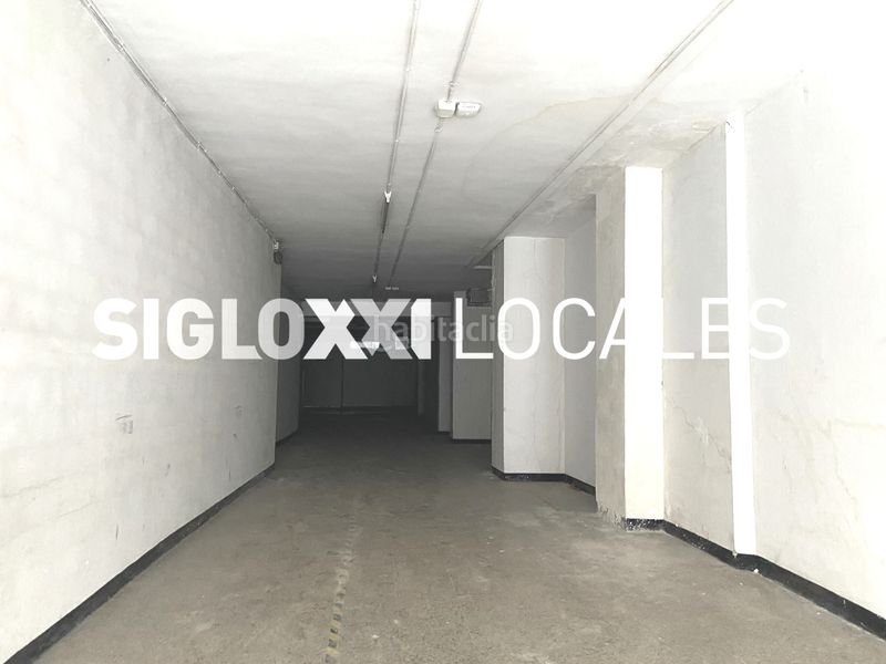 Foto 4eccc455-0276-490f-8695-b4934393b222. Local comercial a Centre Esplugues de Llobregat