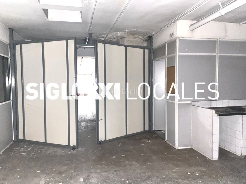 Foto 59cd5240-406c-4164-ab87-9b7a674215a9. Local comercial a Centre Esplugues de Llobregat