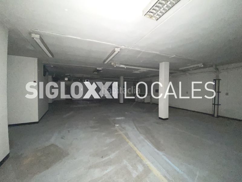 Foto 7c8fab4a-08de-4ff6-95f5-db4067f95d6a. Local comercial a Centre Esplugues de Llobregat