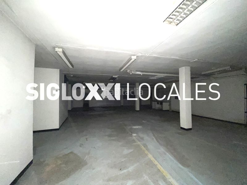 Foto d5f851a8-d148-40c0-b630-fe2367951e88. Local comercial a Centre Esplugues de Llobregat