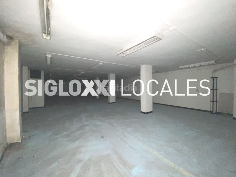 Foto e6bc9427-380d-422f-be99-3eb0c4430fe9. Local comercial a Centre Esplugues de Llobregat