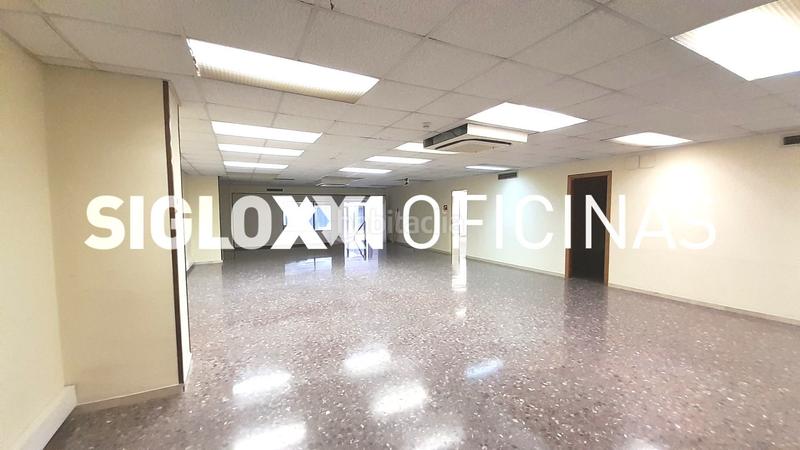 Foto 9fa46c41-f4ff-4465-9901-04996096a5fe. Lloguer oficina a Sant Gervasi - Galvany Barcelona