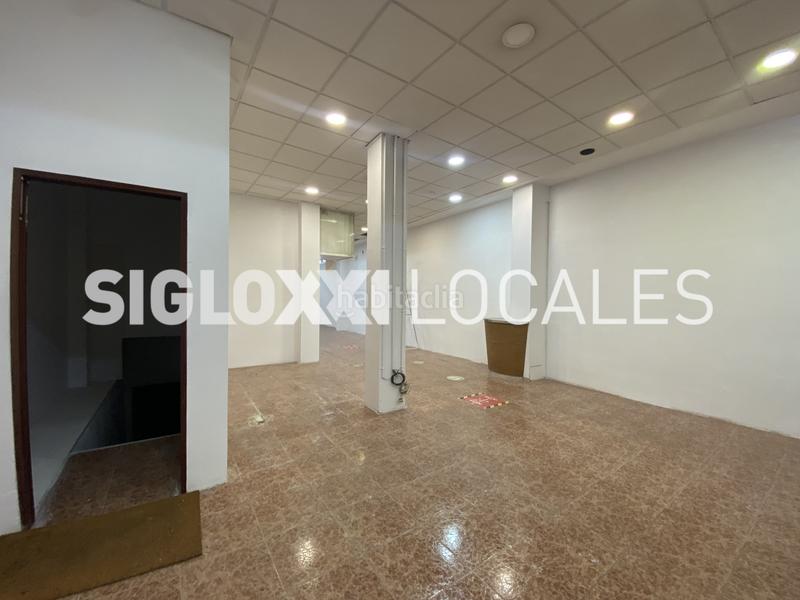 Foto 7435104f-062b-4e87-81f0-75309a0638c8. Local comercial en Prosperitat Barcelona