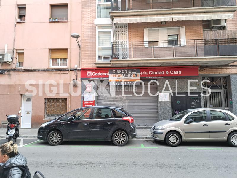 Foto a2ce2a6d-0d13-48fe-9682-e7cbd79bb1b1. Local comercial en Prosperitat Barcelona
