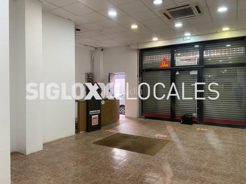 Foto d0e4f925-0be6-45d0-ab20-ba0d6ea8291b. Local comercial en Prosperitat Barcelona