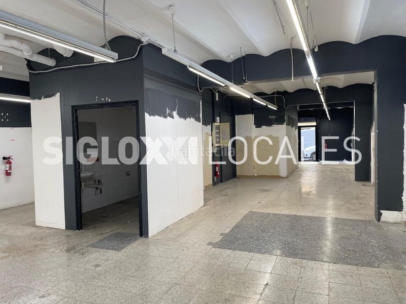Foto fa2f65cf-bf03-4b7b-8bb7-9afe9d39ef6c. Local comercial a Vallcarca - Penitents Barcelona
