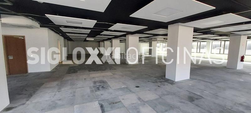 Foto 3f0681ab-8645-482c-be38-b0b22af7d662. Miete büro mit parking in El Gall Esplugues de Llobregat