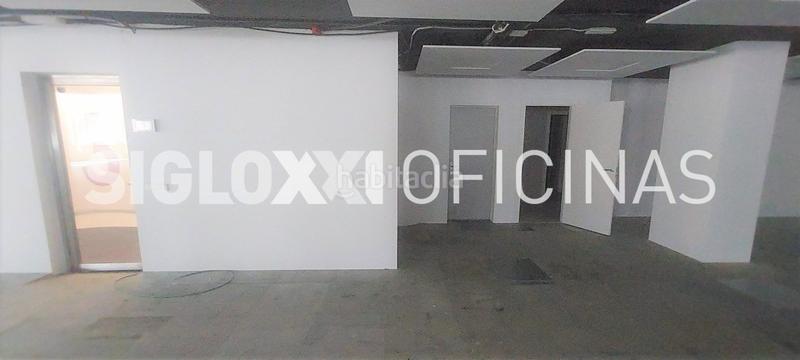 Foto 3f3380cc-0860-4d3f-bd15-5e835d6ac66b. Miete büro mit parking in El Gall Esplugues de Llobregat