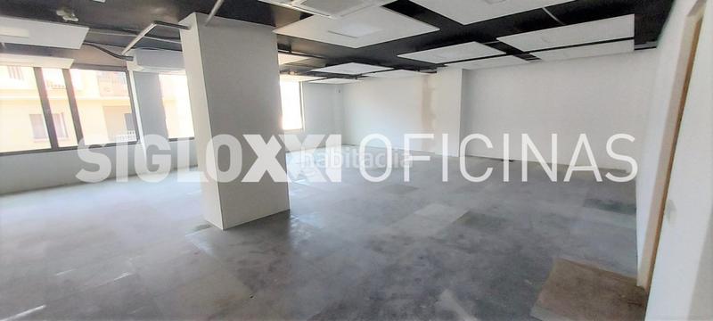 Foto 22dd5442-a21c-4f54-ab7a-44d11c4e93f5. Rent office space with parking in El Gall Esplugues de Llobregat